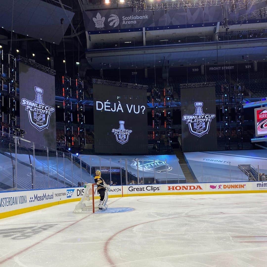 NHLさんのインスタグラム写真 - (NHLInstagram)「Could you imagine... 😳 #StanleyCup」8月13日 3時09分 - nhl
