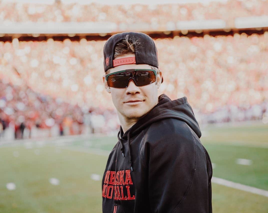 アダム・ディバインのインスタグラム：「RIP 2020 Nebraska Football season. I’ll see ya next year when we will obviously be National Champs.」