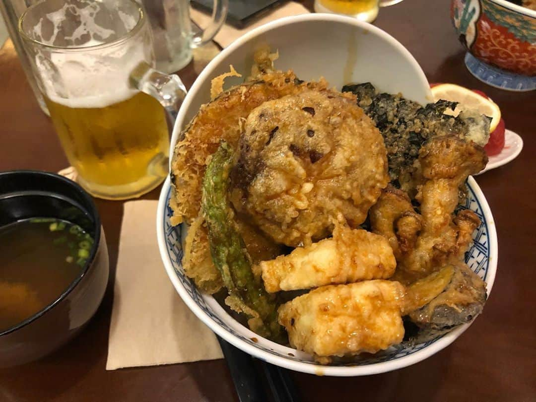 チョン・ソミンさんのインスタグラム写真 - (チョン・ソミンInstagram)「🍺🍤🍚🍅🐶🍷🐾」8月13日 3時32分 - jsomin86