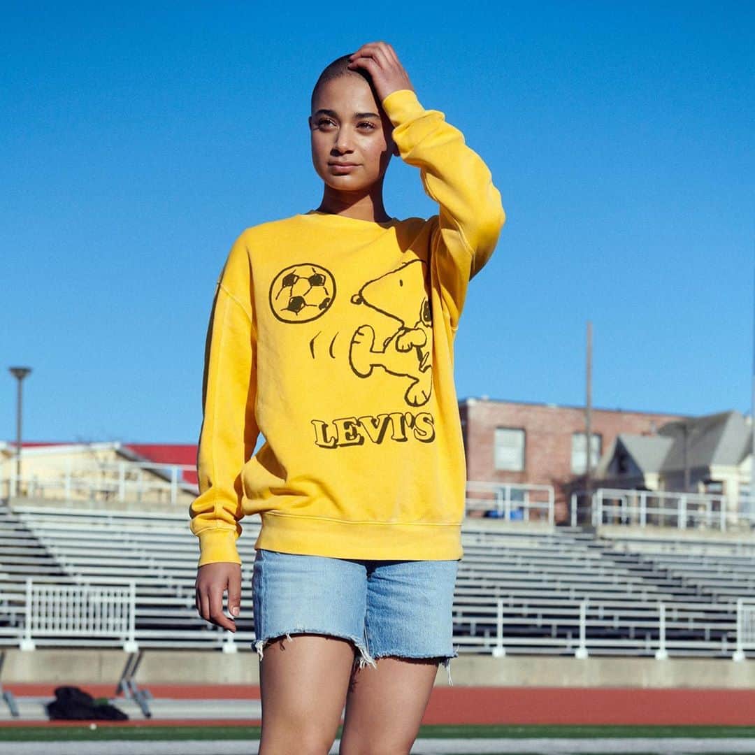 のインスタグラム：「Snoopy score! Levi’s® x Peanuts® is a winning team. Catch our playful collection in the link in bio.」