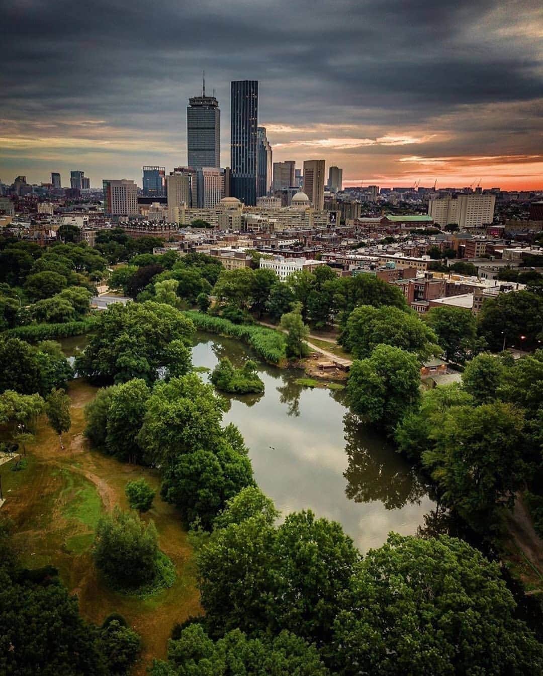 Instagramersさんのインスタグラム写真 - (InstagramersInstagram)「Boston great views by @gsager18 and @igersboston 😍📸🙌💖 #igersboston #igersUSA #ihers」8月13日 4時19分 - igers