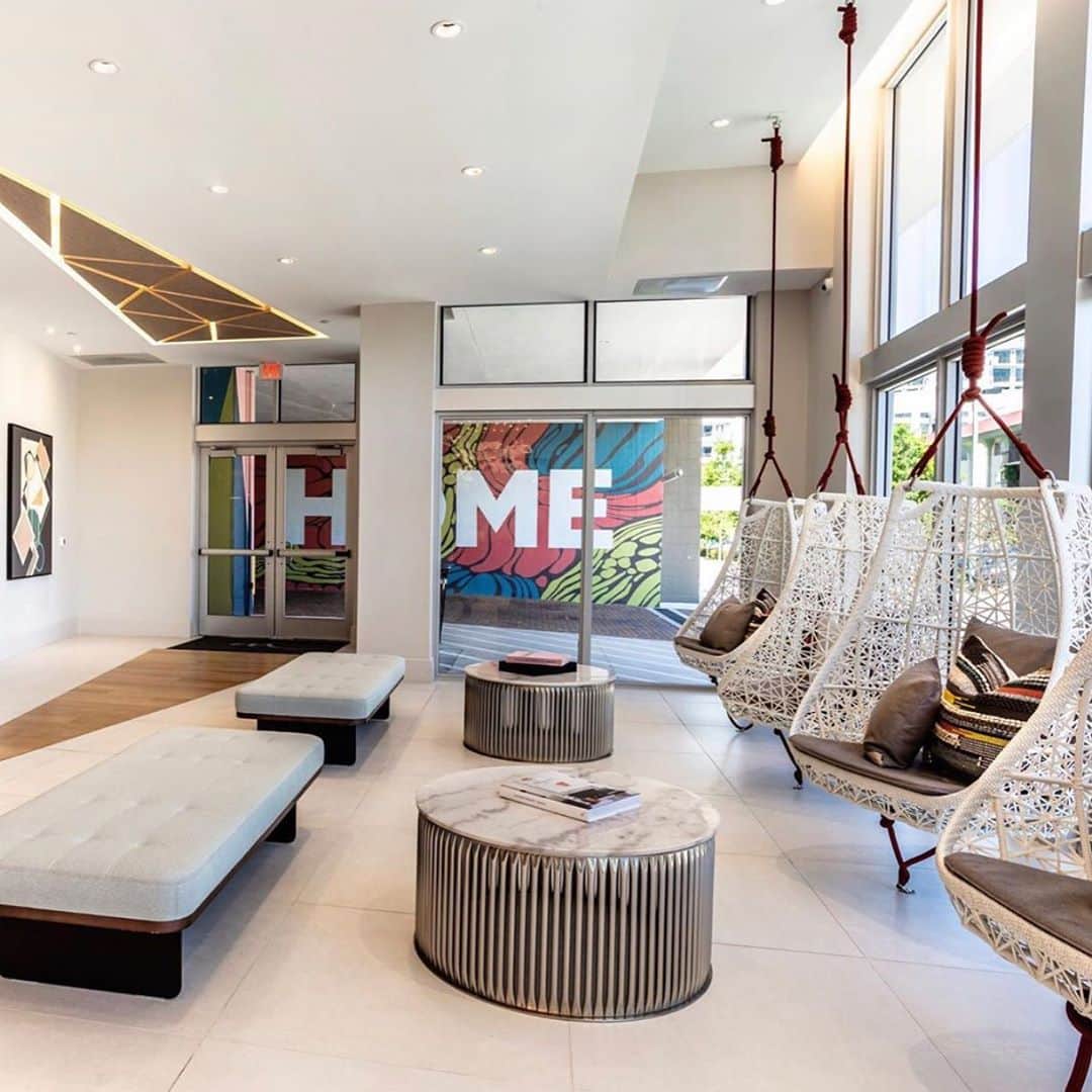 のインスタグラム：「One of our recently completed projects @vstarrdesign . These projects are a labor of love and take 2 years to complete, starting with concept, architectural drawing and untold hours of coordination until we finally install.  I am very proud of my team on their execution of this! @moderametrodadeland」