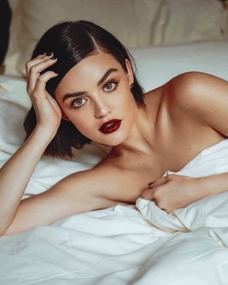 ルーシー・ヘイルのインスタグラム：「pillow talk @cibellelevi」