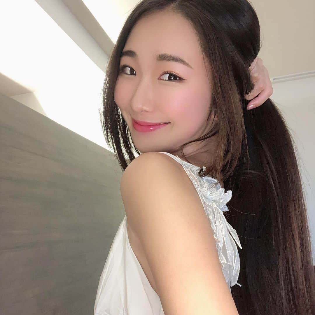 熊野あゆ（澄川鮎）さんのインスタグラム写真 - (熊野あゆ（澄川鮎）Instagram)「. . おはよう☀💕 . 今日も1日無理せず頑張ろうね✨  . . . #夏 #smile #summer #vacation #holiday #like #instagood #instadaily  #instagram #awesomeearth #awesome」8月13日 8時25分 ...