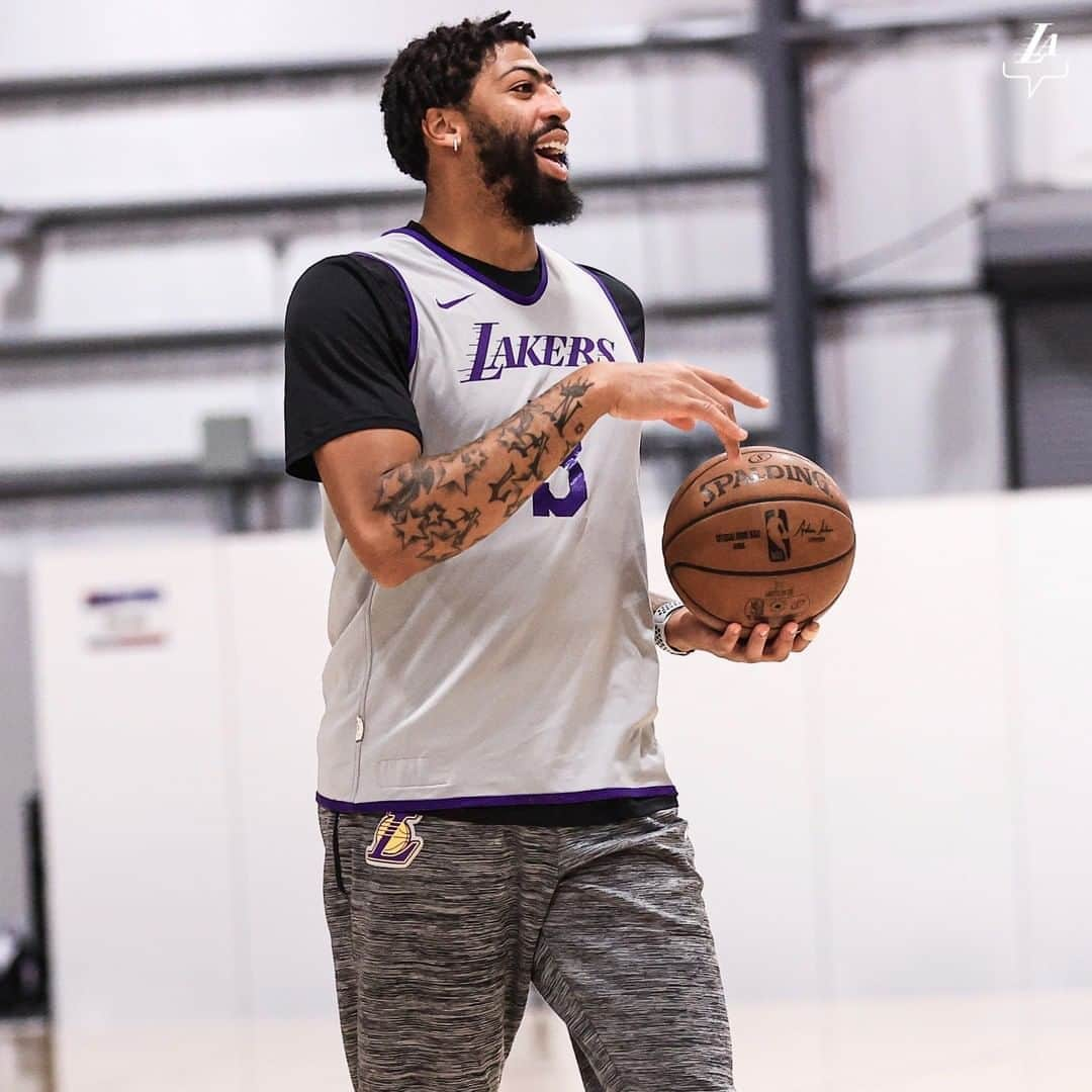 Los Angeles Lakersさんのインスタグラム写真 - (Los Angeles LakersInstagram)「That "last practice of the regular season" feeling. #LakeShow」8月13日 9時10分 - lakers