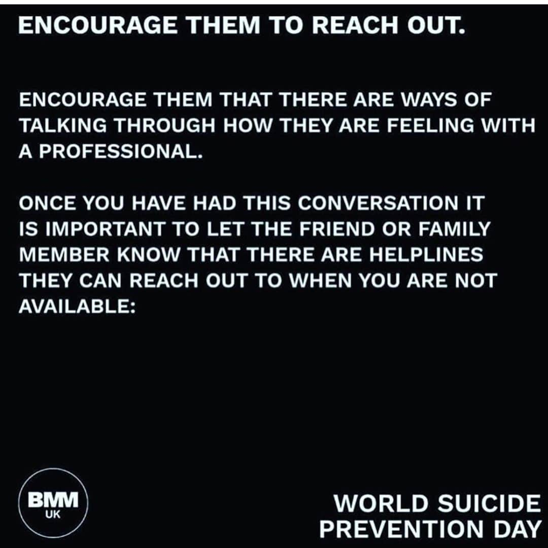 アンドリア・バーバーさんのインスタグラム写真 - (アンドリア・バーバーInstagram)「Suicide prevention awareness should be EVERY DAY. Hotlines are good. Hashtags are good. But often, this doesn’t even scratch the surface of someone’s deep pain.  The onus is on ALL OF US to check in with each other. Reach out. Ask the difficult questions. Trust your gut. If someone you love doesn’t seem okay, keep asking the difficult questions. Listen. Meet them where they’re at, and love them without judgement.   YOUR TIME is the most valuable thing you can offer to someone who is suffering. ❤️🌎」9月11日 14時12分 - andreabarber