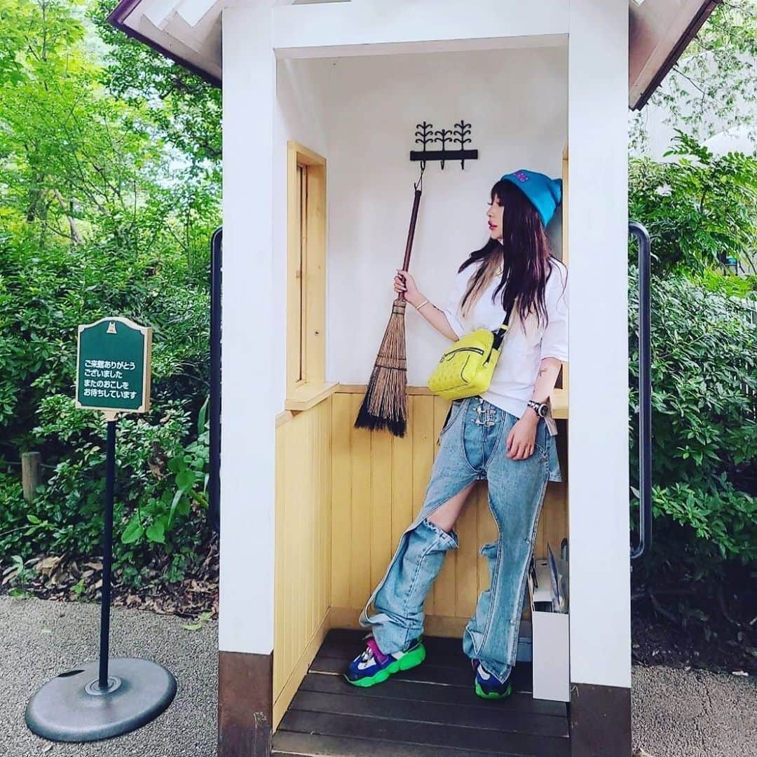 橘司さんのインスタグラム写真 - (橘司Instagram)「自然美しい🌳💕 #ジブリの森 #三鷹 #ootd  #ストリートファッション  #ストリート系女子  #いちいち可愛かった #館内写真禁止で全然画像ない」9月11日 13時33分 - tachibana_tsukasa820