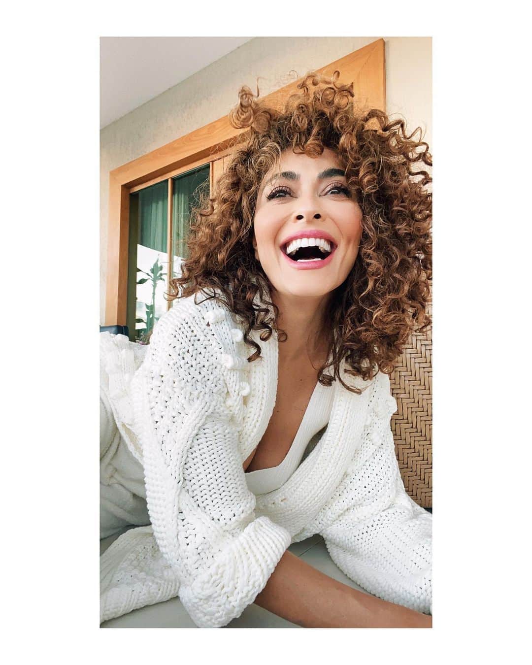 ジュリアナ・パエスさんのインスタグラム写真 - (ジュリアナ・パエスInstagram)「#tbt  #sunsetrelax #minhavarandinha」9月11日 5時21分 - julianapaes