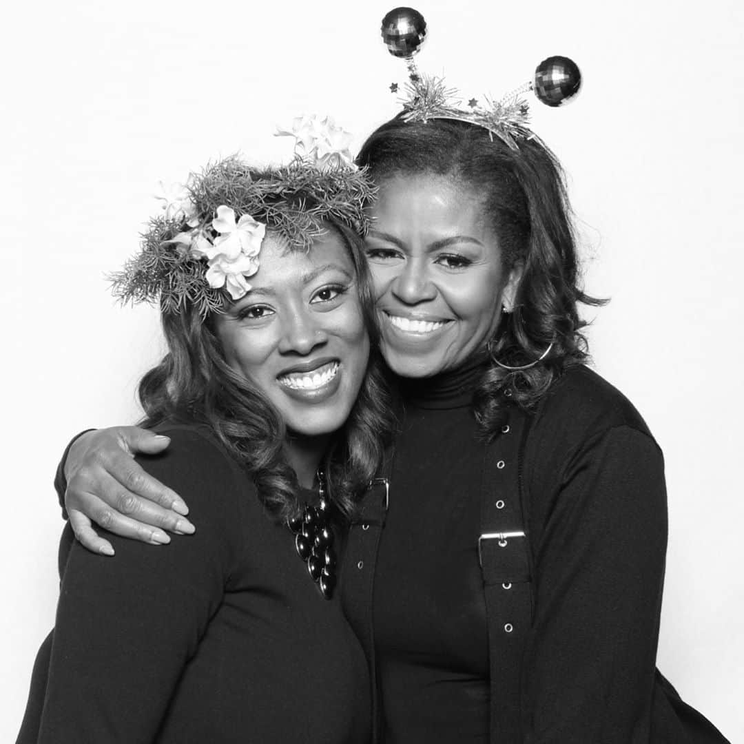 ミシェル・オバマさんのインスタグラム写真 - (ミシェル・オバマInstagram)「On this surprise episode of The #MichelleObamaPodcast, I talk with three very special women from my team over the years: Chynna Clayton (@just_chynna), Yene Damtew (@yenedamtew), and Kristin Jones (@insideprojectsco). Although they’re a couple decades younger than me, I've counted on them time and time again. I’m just so proud of who they’ve become and I’m so grateful to count them as friends. Ones that have lifted me up in tough times and have also kept me hip over the years. So if you have some special people in your life, especially if they’re a little bit younger than you, I hope you’ll take some time today to talk to them and hear what’s on their mind. I’d love to hear about your mentor or mentee and the best advice they’ve shared with you in the comments!」9月11日 5時30分 - michelleobama