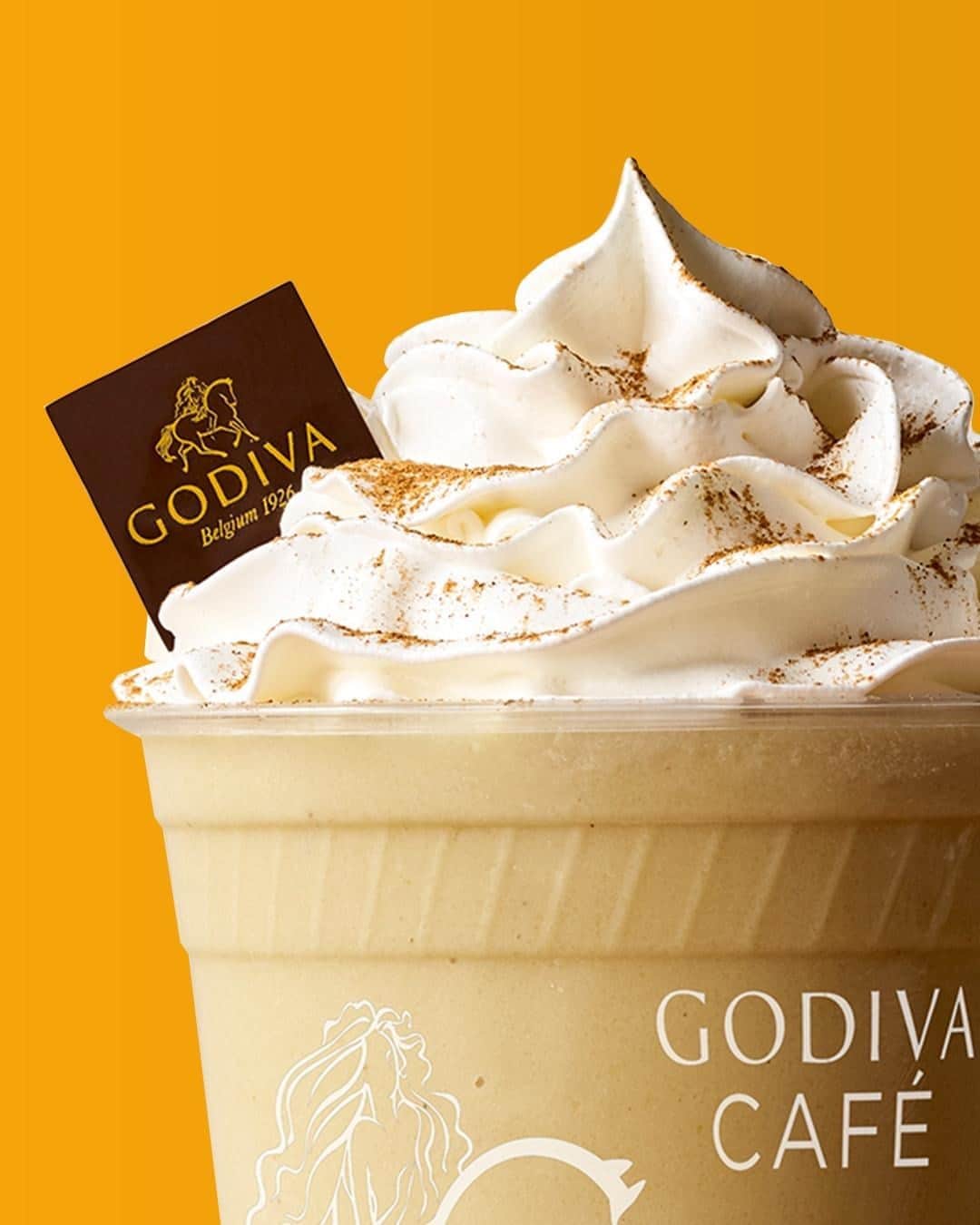 GODIVAさんのインスタグラム写真 - (GODIVAInstagram)「The only thing better than Pumpkin Spice Lattes? GODIVA Pumpkin Spice Handcrafted Shakes. 😎 Download the GODIVA app to find a Boutique or Café near you.」9月11日 6時22分 - godiva