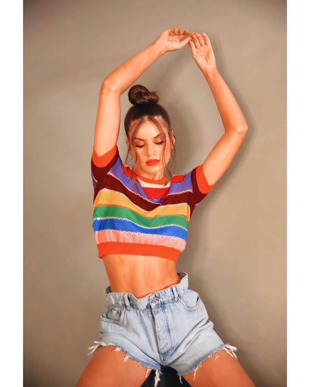 Camila Queirozのインスタグラム：「#tbt de terça feira 💄 para o #LadyNight」