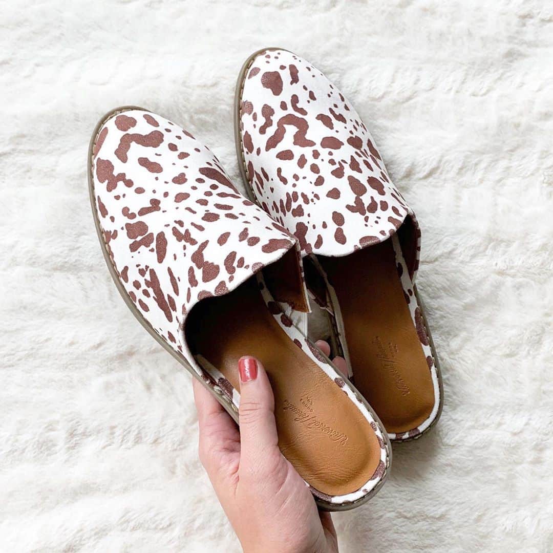Target Styleのインスタグラム：「Mules made for leaf crunching. 🍂 #UniversalThread」