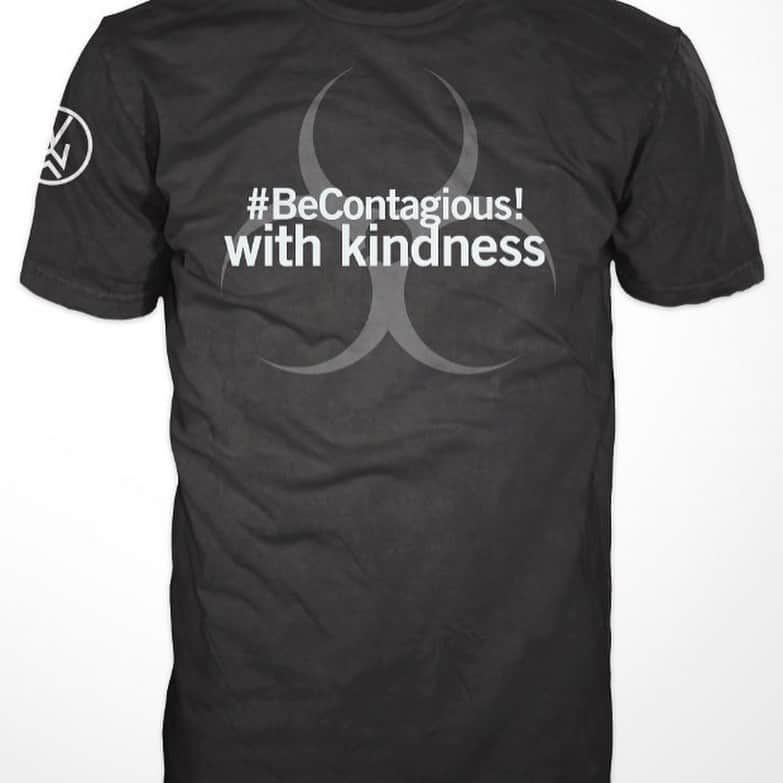 ヴィクター・ウッテンさんのインスタグラム写真 - (ヴィクター・ウッテンInstagram)「VW One Day Birthday Sale #BeContagious! T-Shirt only $9.11 on 9/11/2020 until midnight EDT  In an era when we are told to keep our distance in order to stop the spread of a virus, there are some things that actually need to be spread around. So, be contagious with positivity while wearing these specially designed T-shirts.  Based on Victor Wooten’s idea of spreading goodness throughout the world, join the Band and do just that. Wear them loud and proud and BeContagious!  On Sale Tonight at Midnight!  Comes in four styles: •Respect •Compassion •Empathy •Kindness」9月11日 7時09分 - victorwooten