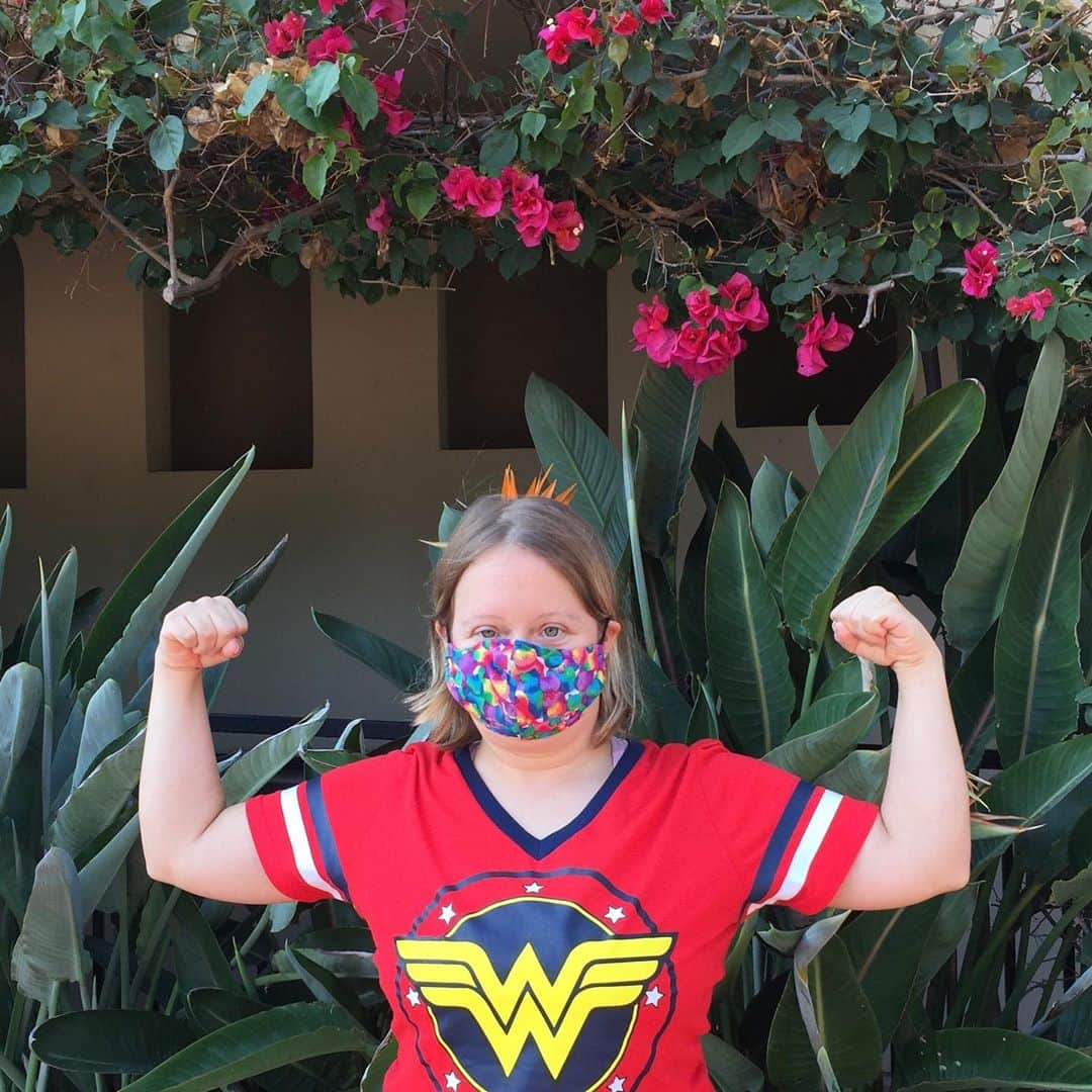 ローレン・ポッターさんのインスタグラム写真 - (ローレン・ポッターInstagram)「I challenge all #Gleeks to tag me in pictures of them wearing masks! #heroeswearmasks」9月11日 7時12分 - thelaurenpotter