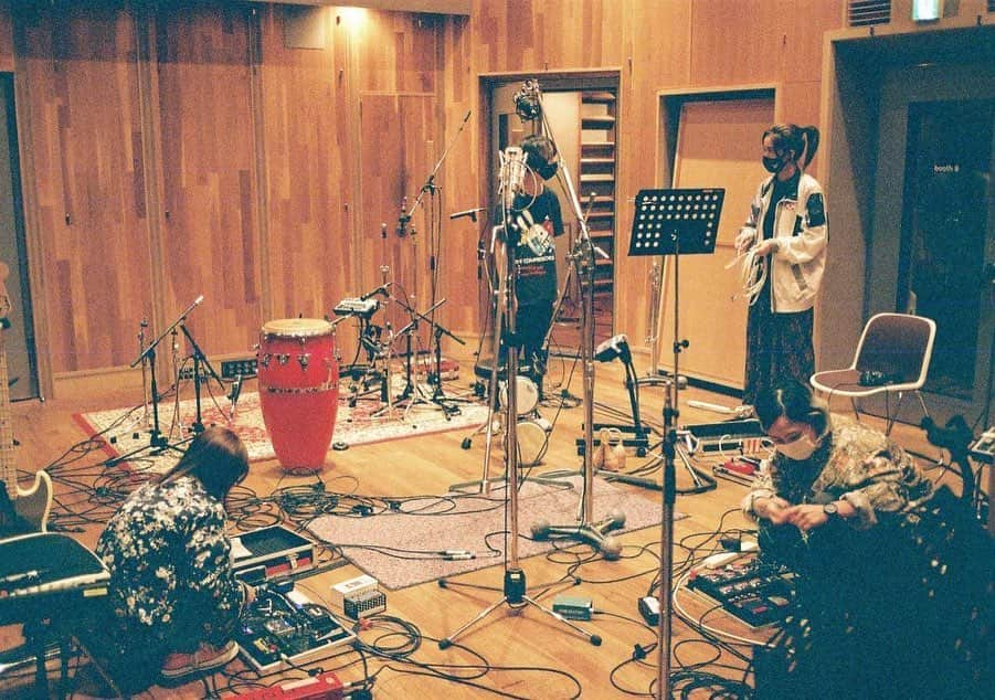 中嶋イッキュウさんのインスタグラム写真 - (中嶋イッキュウInstagram)「We finished recording the new album😃」9月11日 7時51分 - ikkyu193