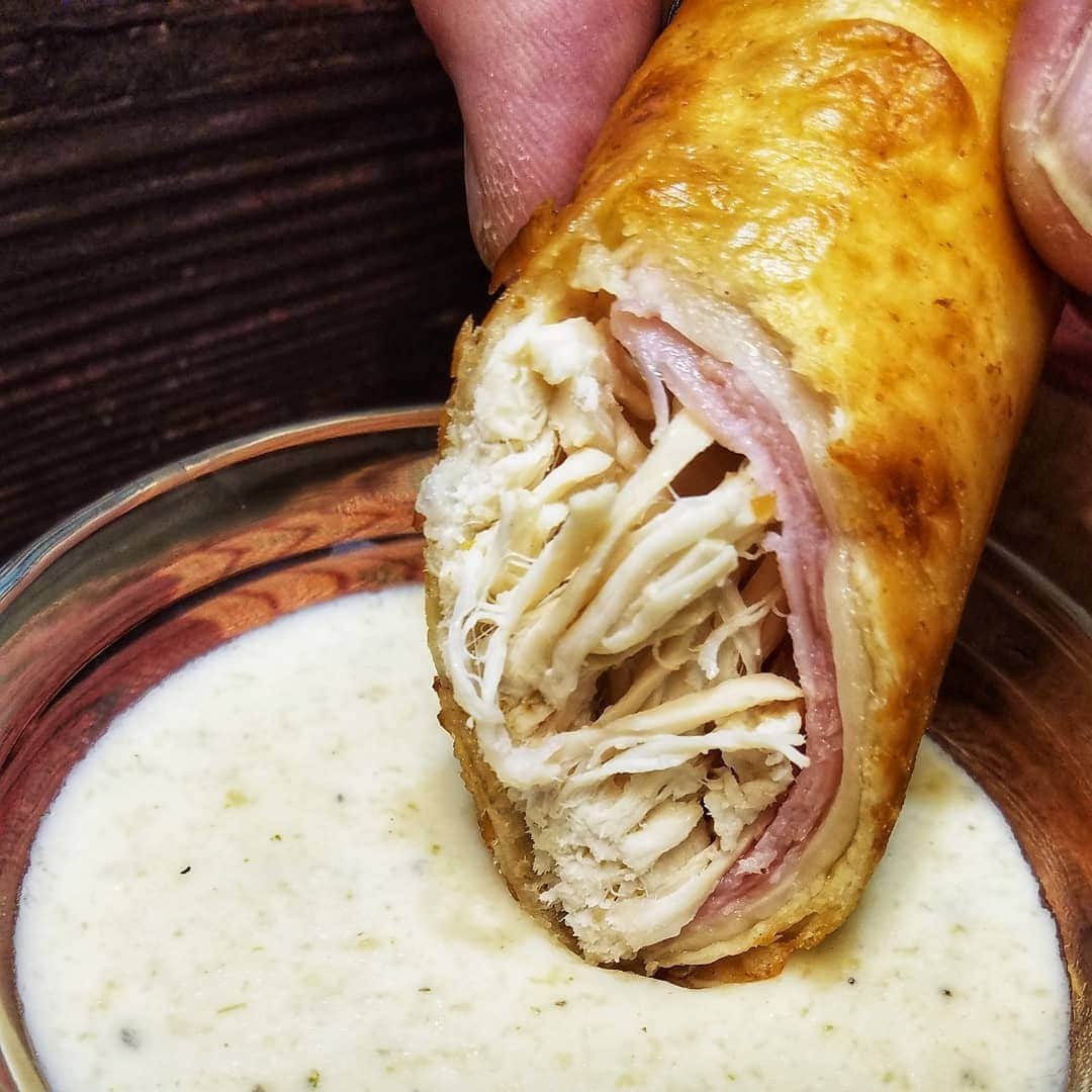 Flavorgod Seasoningsさんのインスタグラム写真 - (Flavorgod SeasoningsInstagram)「Chicken Cordon Bleu Wrap⁠ -⁠ Customer:👉 @ketobrawn⁠ Seasoned with:👉 #Flavorgod Lemon & Garlic Seasoning ⁠ -⁠ KETO friendly flavors available here ⬇️⁠ Click link in the bio -> @flavorgod⁠ www.flavorgod.com⁠ -⁠ 2 boneless chicken breasts⁠ 6 slices of ham⁠ 4 slices of swiss cheese⁠ 1 sheet of @cutdacarb⁠ 1 1/2 cups coconut oil for frying⁠ @flavorgod Lemon Garlic seasoning⁠ The sauce⁠ 2 cups chicken stock⁠ 1/4 cup parmesan cheese⁠ 1 tbsp dijon mustard⁠ 1/4 cup heavy cream⁠ 1 tsp minced garlic⁠ 1/2 tsp xanthan gum⁠ 1) In a sauce pot , bring 2 1/2 cups of water to a boil . Add in 2 tbsp of Lemon Garlic seasoning and the chicken. Cover and let roll for 45 minutes.⁠ 2) After 45 mins , take chicken out and place on a plate to cool a bit. Save the stock.⁠ 3) When chicken is cool enough to handle, shred it up.⁠ 4) Heat up your castviron with the coconut oil.⁠ 5) Cut your @cutdacarb down the middle , the 2 across to make 6 squares.⁠ 6) Lay a slice of ham at one end of square , with cheese , the chicken. Roll tightly. Fry in coconut oil seam down to seal. They fry very quick , so keep turning. Repeat til done⁠ The sauce⁠ ⁠ Just add all ingredients , except xanthan gum , and simmer for 5 minutes. Add xanthan gum an stir. Take off heat and enjoy.⁠ -⁠ Flavor God Seasonings are:⁠ 💥 Zero Calories per Serving ⁠ 🙌 0 Sugar per Serving⁠ 🔥 #KETO & #PALEO Friendly⁠ 🌱 GLUTEN FREE & #KOSHER⁠ ☀️ VEGAN-FRIENDLY ⁠ 🌊 Low salt⁠ ⚡️ NO MSG⁠ 🚫 NO SOY⁠ 🥛 DAIRY FREE *except Ranch ⁠ 🌿 All Natural & Made Fresh⁠ ⏰ Shelf life is 24 months⁠」9月11日 8時01分 - flavorgod