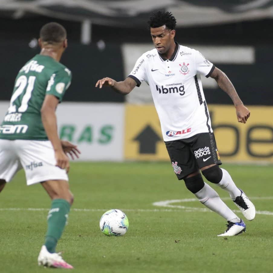 コリンチャンスさんのインスタグラム写真 - (コリンチャンスInstagram)「Fim de jogo. Corinthians é derrotado pela nona rodada do @Brasileirao. Próximo compromisso alvinegro será no domingo, contra o Fluminense, às 16h, no Maracanã.  #SCCPXPAL #VaiCorinthians #BMG #Nike #EstrellaGalicia #CorinthiansEPositivo #Matrix #Midea #Poty #Serasa #Orthopride #CartãodeTodosCorinthians #AleCombustíveis #DoTerra #Hapvida #GaleraBET」9月11日 9時13分 - corinthians