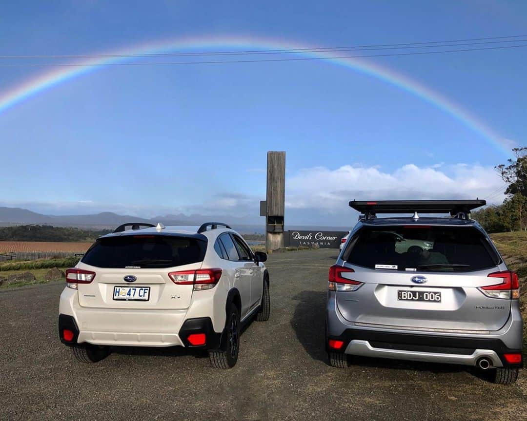 Subaru Australiaのインスタグラム：「Subaru Ambassador @emzsass has found the perfect pot of gold - exploring the delicious food and wine of Tassie's east coast in her Subaru Forester 🌈⁣ #OneLittleMoment ⁣ #Rainbow⁣ #SubaruForester ⁣ #SubaruXV⁣」