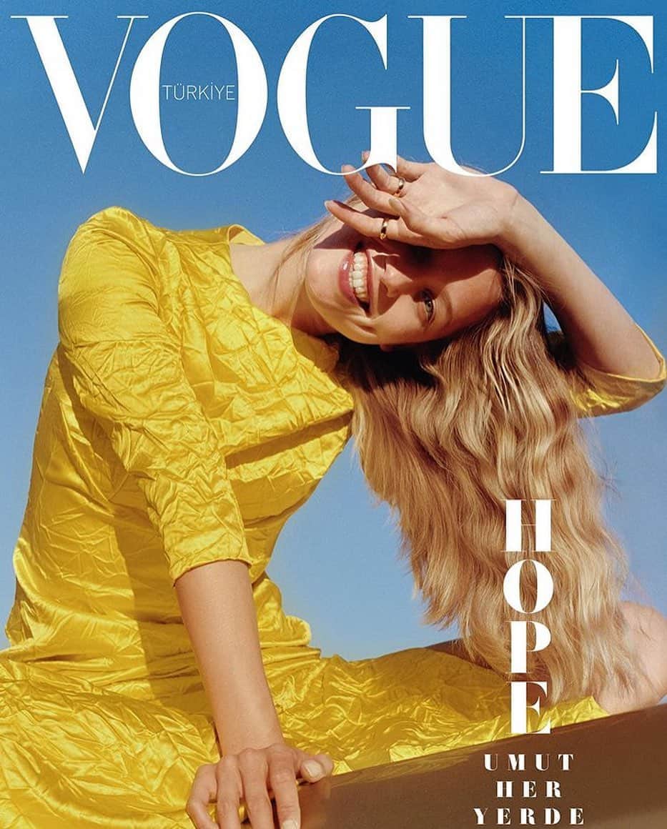 IMG Modelsさんのインスタグラム写真 - (IMG ModelsInstagram)「Steal My Sunshine. 🌞 @hanajirickova covers @vogueturkiye. #📷 @cihanoncu #👗 @eceogt #⭐️ #IMGstars」9月11日 10時09分 - imgmodels