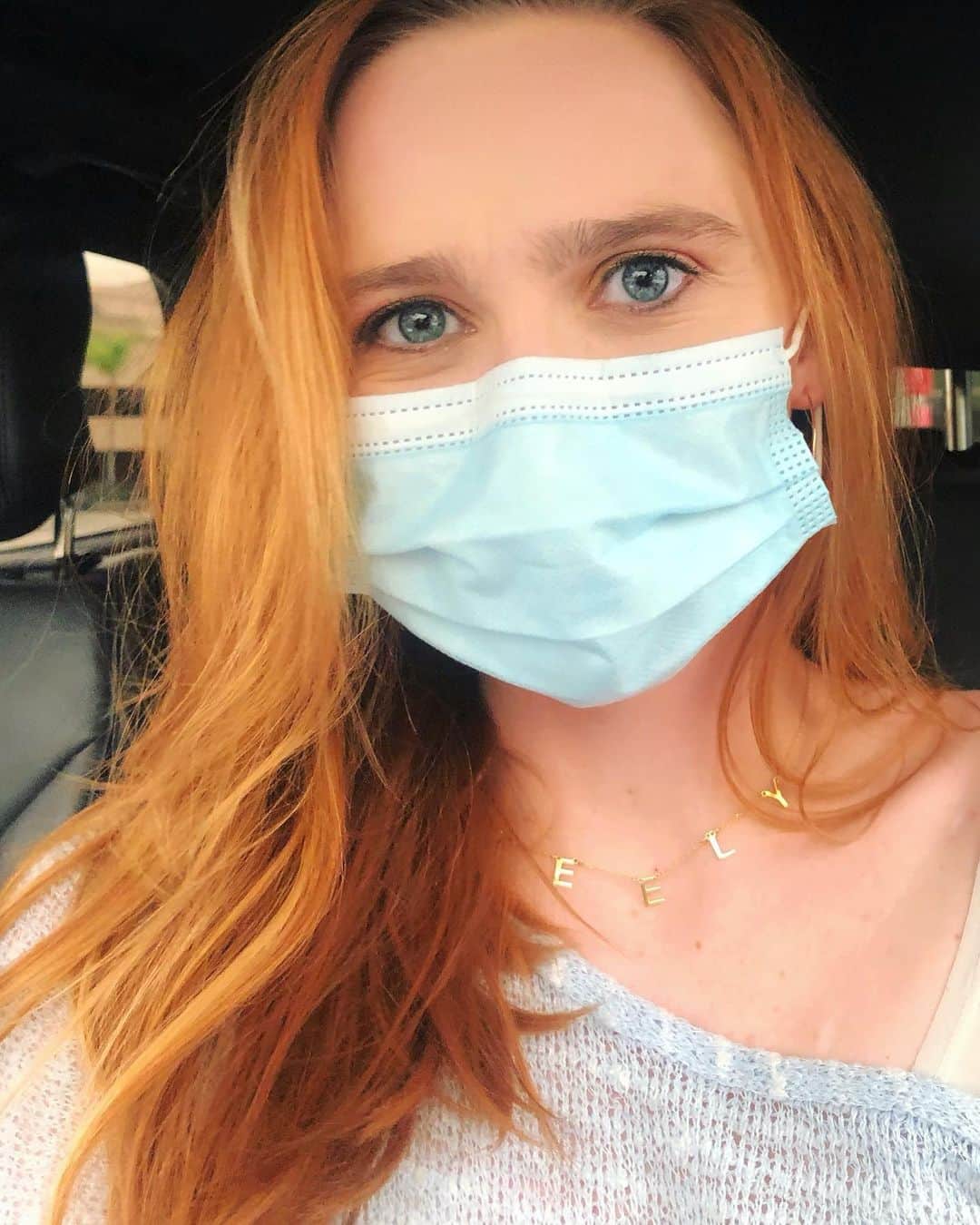 キーリー・マーシャルのインスタグラム：「WEAR A MASK!! (Also wear a necklace with your name on it if nobody can get your name right)」