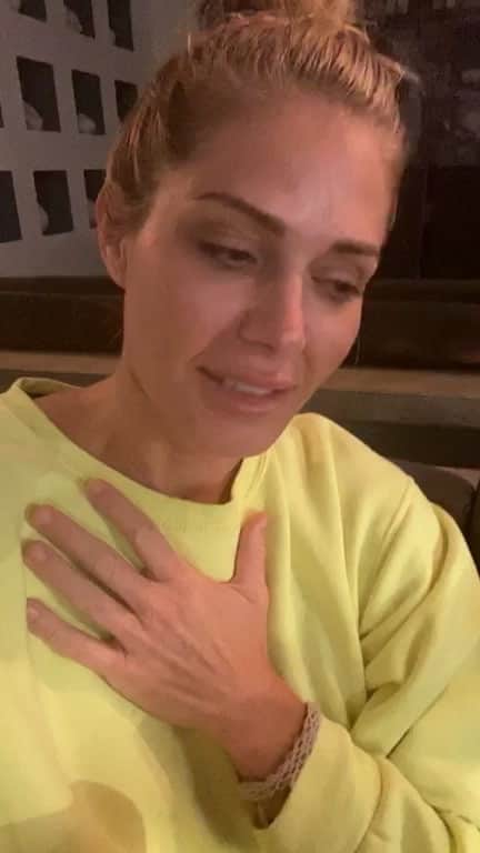 トリー・ウィルソンのインスタグラム：「Now more than ever we need to find ways to heal ourselves. Physically, mentally & spiritually. In all directions we have to watch what we ingest & protect our space. It’s so easy to get swept up into anxiety & depression..even for those you think have it all figured out. A little bit of healing each day changes a life in a short time. ❤️🙏🏽」