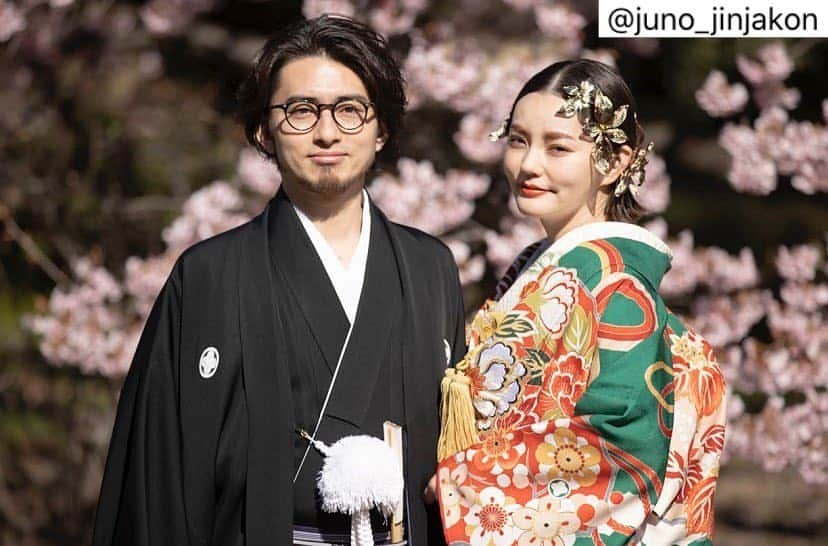 orb_weddingさんのインスタグラム写真 - (orb_weddingInstagram)「@juno_jinjakon　よりお知らせ  JUNO神社婚×福岡縣護国神社 【年に一度のBIGフェア】 模擬挙式参列体験＆神社挙式相談会 . 9月27日（日） 12時-受付 12時30分-模擬挙式 13時-神社婚プランナー相談会.和装試着会 . 🕊フェア内容 ◻︎模擬挙式参列 ◻︎神社婚プランナーによる相談会 ◻︎会食会相談会 ◻︎和装試着 ✨フェア特典 ◻︎和装小物レンタル3万円プレゼント ◻︎フォトウェディング・会食会ご検討のお客様へ特別プランご提案 . まだ何もお決まりでない方も、ご参加いただけます。 神社挙式に興味がある皆様に、模擬挙式にご参列いただき、神社婚プランナーの相談会や和装試着体験で、神社挙式のあたたかさ、素晴らしさをお伝えできればと思い、企画いたしました。 ぜひ、ご参加くださいませ。 ※ 新型コロナ感染症予防対策のため、参加人数に制限を設けております。 お早めの御予約をおすすめいたします。  △ご予約方法△﻿﻿ @juno_jinjakon ホーム画面のURL﻿﻿ よりお待ちしております。﻿﻿ *﻿﻿ -----------------------------------------﻿﻿ 【JUNO（ジュノ）】では福岡・熊本で#神社婚  をプロデュースしています。﻿ ﻿ *﻿﻿ *﻿﻿ ☏0120-791-259﻿﻿ 天神本店・熊本店にて受付中﻿﻿ *﻿﻿ *﻿﻿ *﻿﻿ #家族婚#少人数結婚式#神社挙式 #福岡結婚式#福岡神前式#福岡神社 #福岡花嫁#熊本花嫁 #和婚#神前式  #白無垢 #和装フォト#福岡フォトウェディング #japanesewedding #福岡プレ花嫁 #プレ花嫁 #大人花嫁#和装ヘアメイク#結婚式レポ#洋髪#ウェディングフォト#和装前撮り」9月11日 10時57分 - dresses_bridal_counter