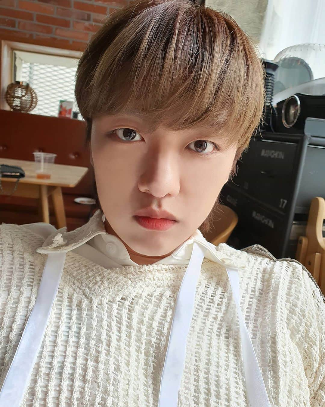 CROSS GENE（クロスジン）さんのインスタグラム写真 - (CROSS GENE（クロスジン）Instagram)「⠀ [🗳] ⠀ Q 가장 보고 싶은 Shin’s Family는? A 3. 신원호 ⠀ #투표 #VOTE #신원호 #SHINWONHO #CandY의_선택은! #부캐 보다 #본캐!  ✔ 투표는 크로스진 공식 트위터를 통해 참여하실 수 있습니다😊」9月11日 12時00分 - cross_gene_official