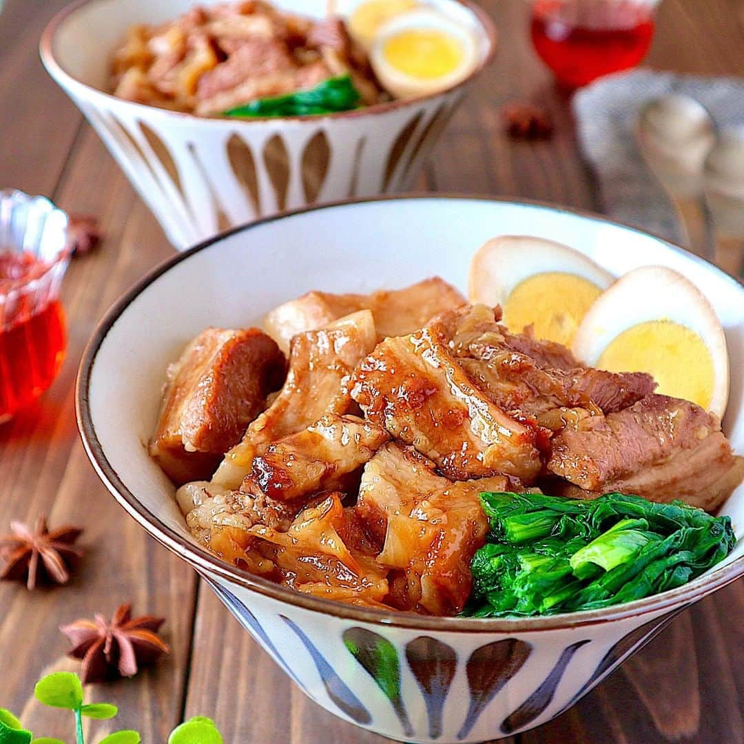 SnapDishさんのインスタグラム写真 - (SnapDishInstagram)「kiwaさんのDish！！【 魯肉飯 】 @SnapDish！【おうちで旅気分♡アジア編】始まりました☆ . まだま暑い日が続きます！ こんな残暑厳しい時だから♪おうちで旅気分しませんか？ 第2回目は「アジア」。 タイやベトナムはたまた台湾！アジアは食の宝庫♪ いざアジアンフードの世界へ～☆彡 . SD【おうちで旅気分♡アジア】ぜひご覧ください。 . 本日のpickup投稿を詳しく見るにははこちら↓ https://snapdish.co/d/zPGGaaa #SnapDish #スナップディッシュ #おうちごはん #フォトジェニックトレンド #料理好きな人と繋がりたい #器好き #料理 #手料理 #レシピ #デザート #スイーツ #おやつ #お菓子 #手作りスイーツ #おうちで旅気分 #アジア料理 #アジアンフード  #バインミー #ベトナムサンドイッチ #エスニック  #cooking #homemade #sweets #food」9月11日 12時00分 - snapdish