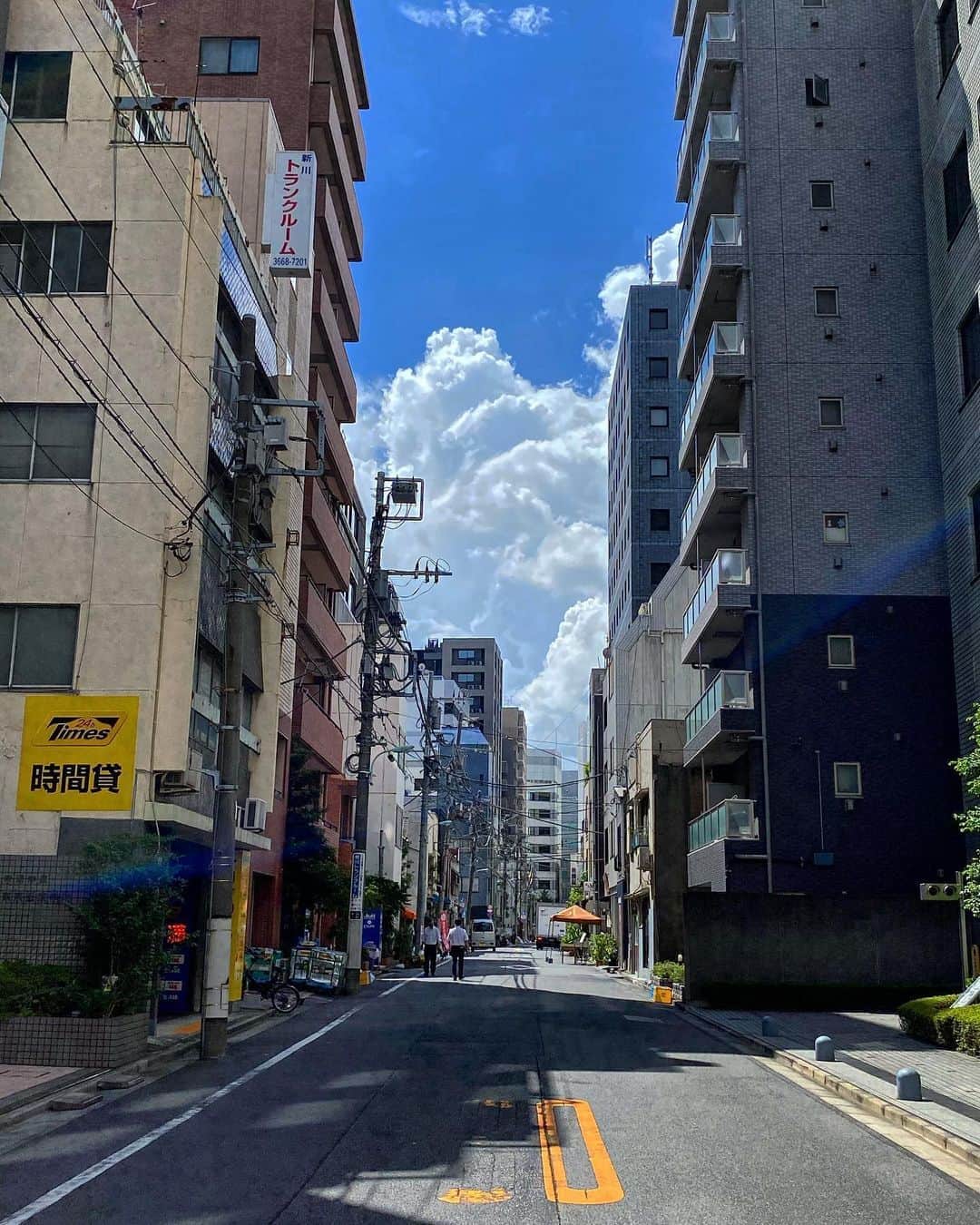 宍戸開さんのインスタグラム写真 - (宍戸開Instagram)「#streetphotography #storyofthestreet #streetoftokyo #streetcinematography #kaishishido #iphone11pro #photography #photographer #photooftheday」9月11日 12時08分 - kaishishido