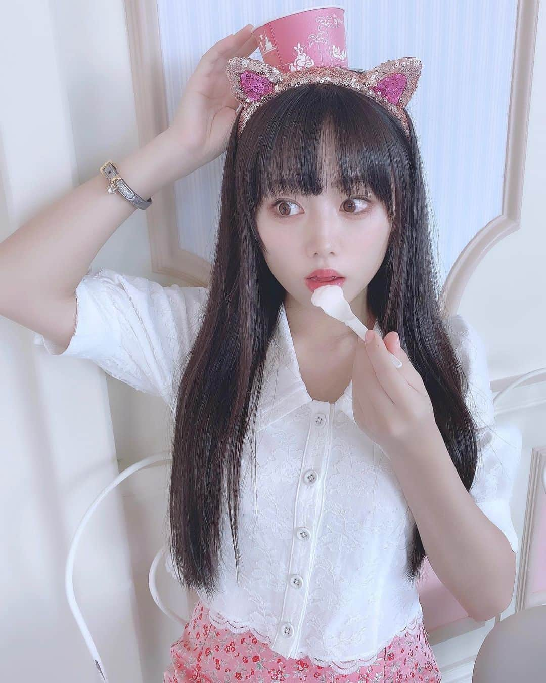 廣田あいか さんのインスタグラム写真 - (廣田あいか Instagram)「ㅤㅤㅤㅤㅤㅤㅤㅤㅤㅤㅤㅤㅤ ㅤㅤㅤㅤㅤㅤㅤㅤㅤㅤㅤㅤㅤ ㅤㅤㅤㅤㅤㅤㅤㅤㅤㅤㅤㅤㅤ あほげ → おさえるㅤㅤㅤㅤㅤㅤㅤㅤㅤㅤㅤㅤㅤ 🍨ㅤㅤㅤㅤㅤㅤㅤㅤㅤㅤㅤㅤㅤ 👶🏻 ㅤㅤㅤㅤㅤㅤㅤㅤㅤㅤㅤㅤㅤ ㅤㅤㅤㅤㅤㅤㅤㅤㅤㅤㅤㅤㅤ 東京ディズニーランドㅤㅤㅤㅤㅤㅤㅤㅤㅤㅤㅤㅤㅤ 年パ抽選で行ってきました🥺☁️ㅤㅤㅤㅤㅤㅤㅤㅤㅤㅤㅤㅤㅤ ㅤㅤㅤㅤㅤㅤㅤㅤㅤㅤㅤㅤㅤ アイスクリームコーン再開していて ㅤㅤㅤㅤㅤㅤㅤㅤㅤㅤㅤㅤㅤ うれしかった!!♡ 🎶🍦ㅤㅤㅤㅤㅤㅤㅤㅤㅤㅤㅤㅤㅤ ㅤㅤㅤㅤㅤㅤㅤㅤㅤㅤㅤㅤㅤ 味4種類しかないけど笑ㅤㅤㅤㅤㅤㅤㅤㅤㅤㅤㅤㅤㅤ ㅤㅤㅤㅤㅤㅤㅤㅤㅤㅤㅤㅤㅤ ㅤㅤㅤㅤㅤㅤㅤㅤㅤㅤㅤㅤㅤ」9月11日 12時27分 - aiai0131_official