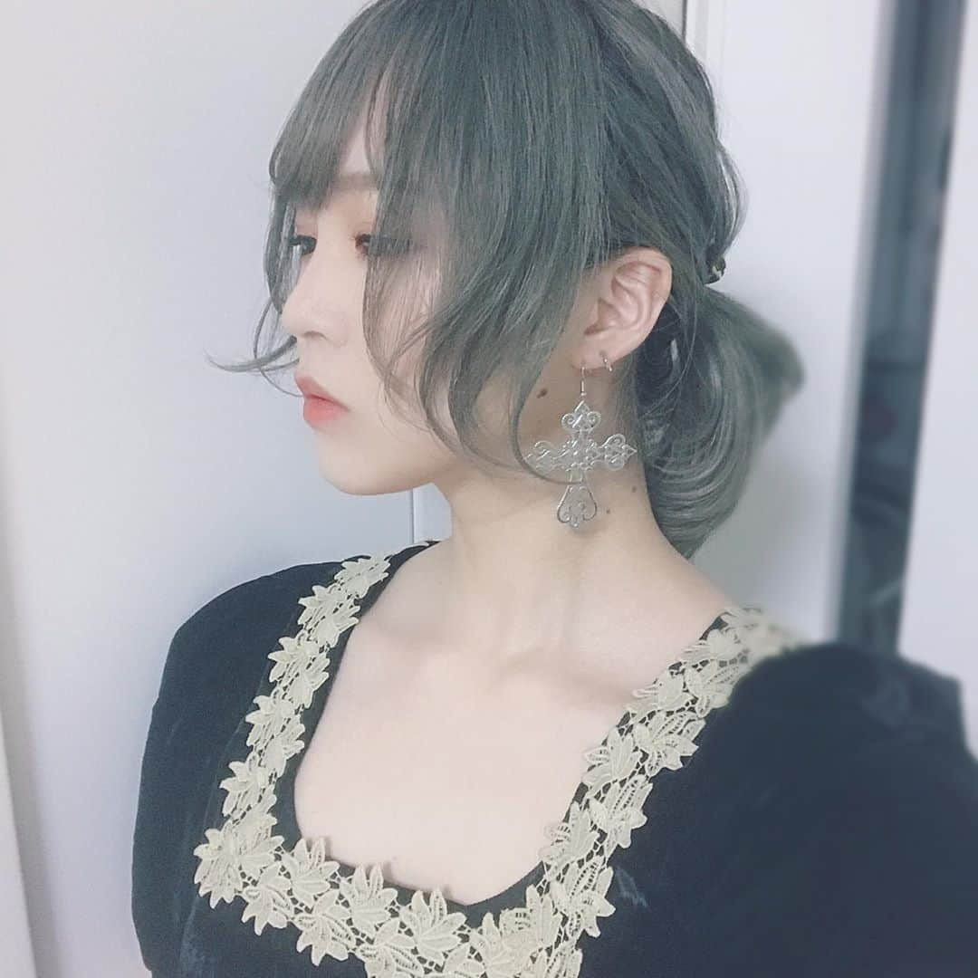 三田麻央のインスタグラム：「マダム感🥀」