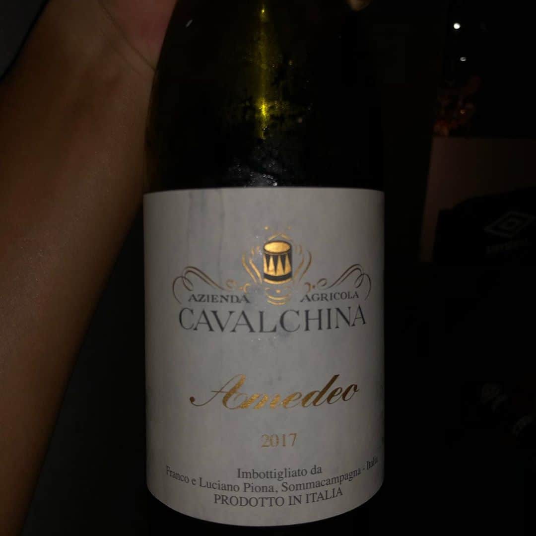 青山隼さんのインスタグラム写真 - (青山隼Instagram)「このワインも美味しかった。 テラスで飲む幸せ。 #白ワイン #ワイン #ワイン好きな人と繋がりたい #テラス #飲み」9月7日 15時48分 - jun_aoyama_show_wa