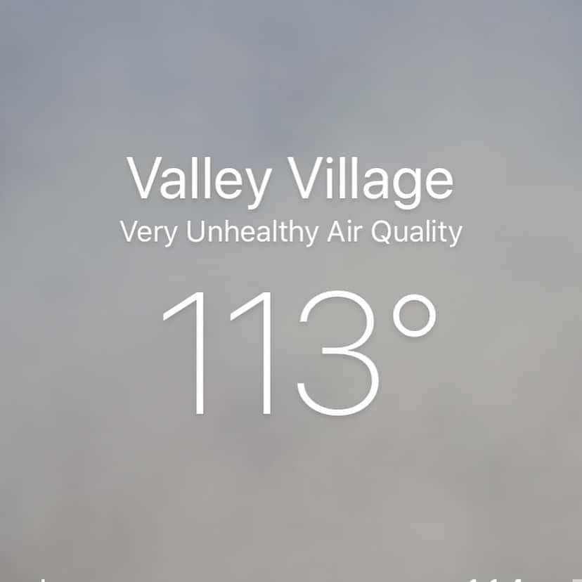 ブライス・ジョンソンのインスタグラム：「Only 21 degrees difference between the where I am in the Valley and Death Valley’s hottest temperature on record. So we’ve got that going for us... which is nice. 🥵  Look,  Democrat/Republican none of that shits gonna matter WHEN WERE ALL ON FIRE 🔥 - The United States’ Priority should be tackling the Climate Crisis for our children and our children’s children.  K done ranting for now.  Thanks for listening. What do you think is the Biggest problem facing America and the world. Comment below ... and don’t forget to vote!」