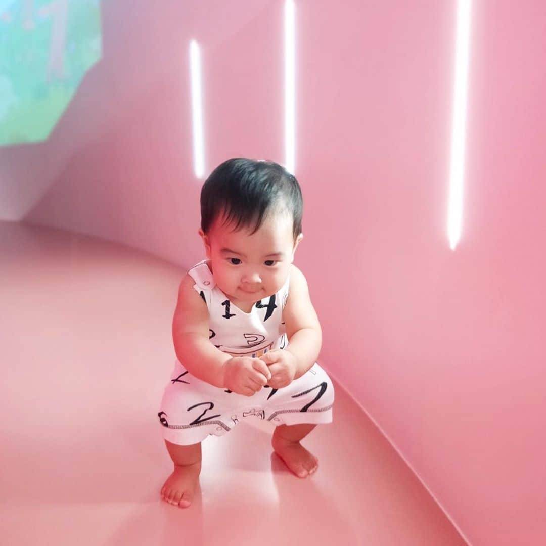 伊藤春香さんのインスタグラム写真 伊藤春香instagram Culaful Culaful での写真もう一枚 パパに仕込まれた スクワット Culaful 生後11ヶ月 子供のいる暮らし ちびけん 赤ちゃんのいる生活 子育て投稿 筋トレ Lovedbabyjapan 男の子ベビー