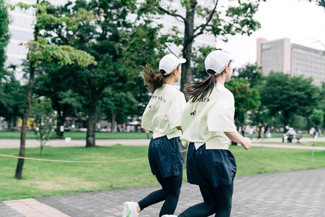 TOKYO GIRLS RUNのインスタグラム：「9月になっても暑い日が続きますので 適度な運動を取り入れ、残暑バテにも気をつけています😊 #beachme #相模屋 #slendaginza #slenda #アンダーアーマー #tgr #tgc #東京ガールズコレクション #tokyogirlscollection #tokyogirlsrun #marathon #マラソン #sports #healthy #running #instagood #power #スポーツ #diet #ダイエット #ランニング #sportswear #workout #training #フルマラソン #ランニング女子 #rungirl #トレーニング #instarunning #健康」