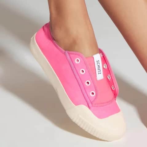 Schutzのインスタグラム：「PINKY WEEKY MODE ON ❤️ #newin #schutzsmash」