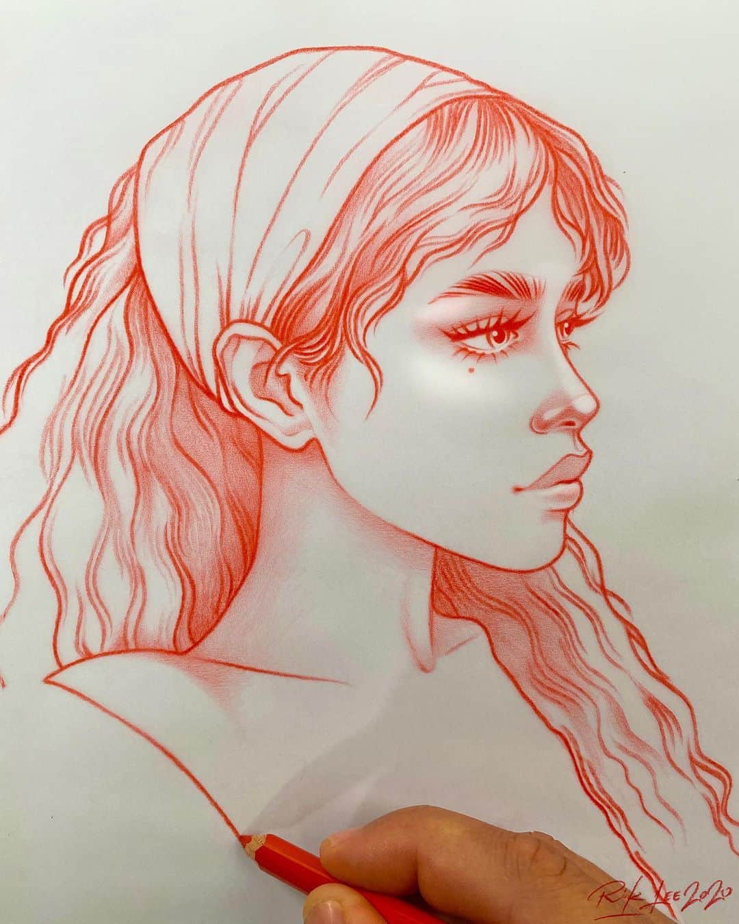 Rik Leeのインスタグラム：「Sketching for the next piece in my zodiac series. Which sign will this babe represent?  . #riklee #illustration #sketch #art #zodiacsigns #zodiac #beauty #portrait #pencildrawing」