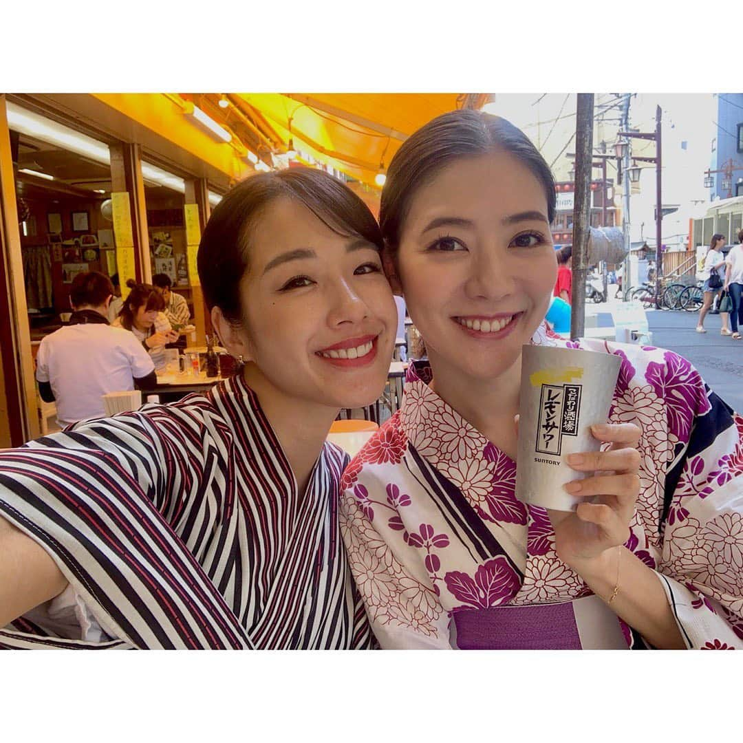 中田奈沙さんのインスタグラム写真 - (中田奈沙Instagram)「ASAKUSA hooping👘🍺① 夏らしい事ができてなかったので、浴衣を着て浅草へ。 昼間から浅草で4軒、移動して4軒w めちゃくちゃ楽しかった😂❤️ .  #asakusa #tokyo #hopping #barhopping #me #friends #bff #bestie #yukata #weekend #asakusahopping #latesummer #summer #earlyautumn #hoppystreet  #浅草 #はしご酒 #浅草はしご酒  #週末 #仲良し #浴衣 #夏 #残暑 #初秋 #中田奈沙 #ホッピー通り #ホッピー #レモンサワー #レサワ」9月7日 9時47分 - nasa_nakada