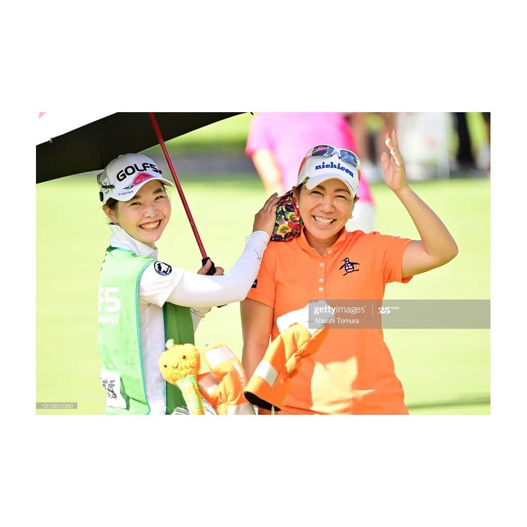 宮里美香さんのインスタグラム写真 - (宮里美香Instagram)「*** JLPGA4戦目⛳️ ゴルフ5レディスゴルフトーナメント終わりました！！ . 大会を主催してくださった、 ゴルフ5様、そして大会関係者の皆様、大変な状況の中、開催してくれたことにとても感謝しています。本当にありがとうございました✨ . . 初めてのみずなみコースで、今季初のTOP10フィニッシュ！！素直に嬉しいです😊手応えを感じた1週間でした！今週は、メジャー大会です。連戦が続きますが、体調管理をしっかりして臨みたいと思います😎🔥 . . #jlpga #golf  #ゴルフ5レディス #今季初 #top10 #引き続き頑張ります」9月7日 10時11分 - mikamiyazato_official