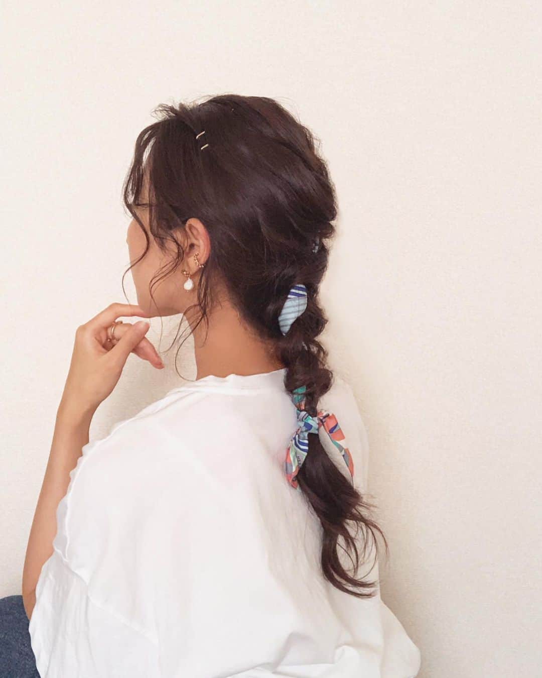 中川知香さんのインスタグラム写真 - (中川知香Instagram)「👒 スカーフを巻き付けてみました。 次はもっと綺麗につくる。  #中川知香」9月7日 10時14分 - chikanakagawa_official