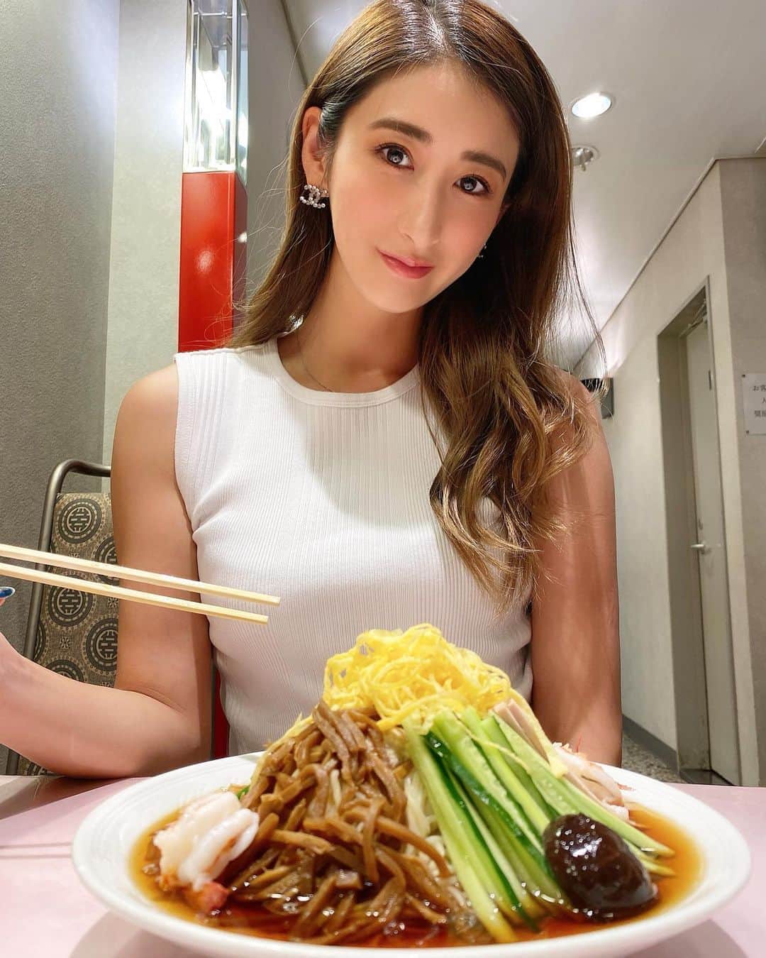 佐藤衣里子のグルメインスタ