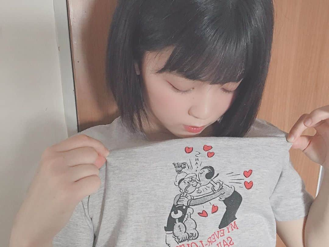 大野 一二三さんのインスタグラム写真 - (大野 一二三Instagram)「ちゅーしてたぁ🥰  #Tシャツ #グレー #アイドル #idol #黒髪 #gu  #オレンジカラー」9月7日 11時19分 - hifumi_ohno