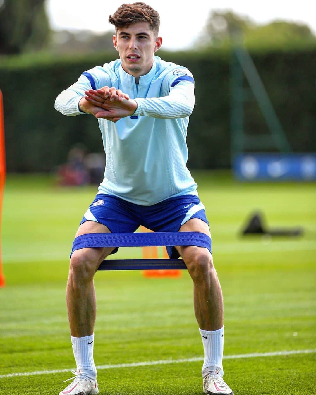 UEFAチャンピオンズリーグさんのインスタグラム写真 - (UEFAチャンピオンズリーグInstagram)「🔵 Signing of the summer? Kai Havertz in Chelsea training for first time 😀   #UCL #CFC #signing #transfer」9月7日 17時08分 - championsleague