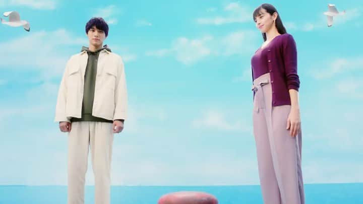 福士蒼汰のインスタグラム：「New CM has released;)  今日からGUのテレビCMが 放送されます！  今回はダンスに挑戦しました🕺💃  ダンス動画投稿キャンペーンも実施中ですのでみなさんの脚長ダンスの投稿を楽しみにしています✨  https://www.gu-global.com/jp/ja/feature/easyslacks_cp202009/  「#イージーに踊ってミナ」をつけて投稿してね  #イージーに踊ってミナ #イージー！の部分 #めっちゃ元気 #全力笑顔」