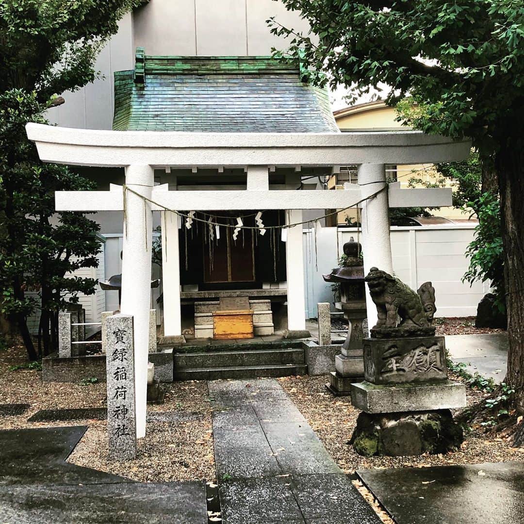 のインスタグラム：「🦳⛩」