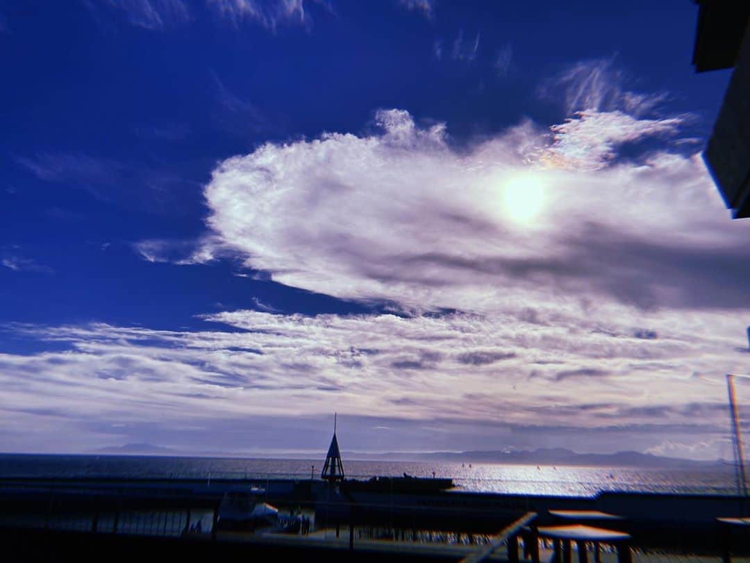 Leeさんのインスタグラム写真 - (LeeInstagram)「アプリ使ったらまた違う感じに撮れた〜   #filmcamera #hujicam #フィルムカメラアプリ」9月7日 11時52分 - lee_nova_10