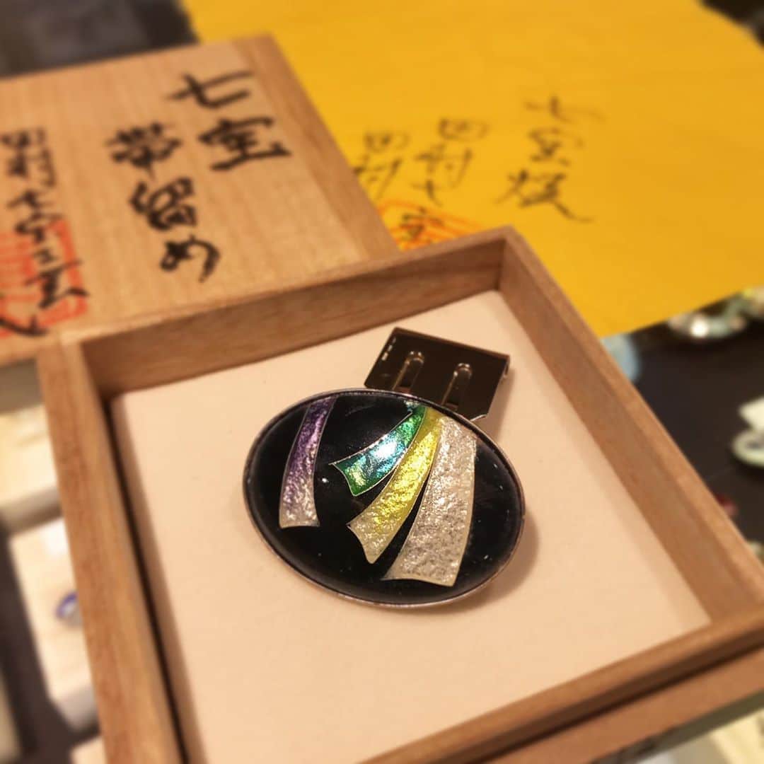 のインスタグラム：「#短冊文様 の帯留 シックでかわいい🧐✨」