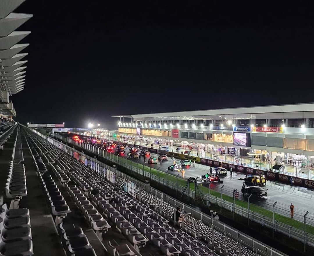 有馬綾香さんのインスタグラム写真 - (有馬綾香Instagram)「Nightsession  #super耐久 #fsw #fujispeedway #s耐 #スーパー耐久 #ktm #xbow #ksfrontier #サーキット #花火 #ナイトセッション #富士スピードウェイ」9月7日 12時37分 - ayakaarima