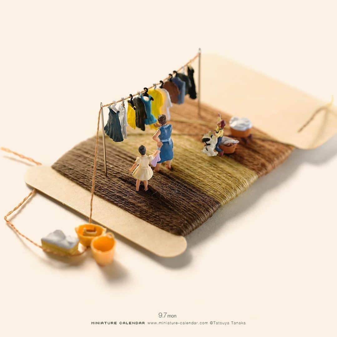 のインスタグラム：「⠀ “Hang Laundry” 　 晴れ間を縫って洗濯 　 #鹿児島は晴れてきました #台風一過 #Thread #Needle #Washing 　 ───────────────── 《EXHIBITION info》 　 【MINIATURE LIFE展 in 大阪】 MINIATURE LIFE EXHIBITION in Osaka Sep 16 - Oct 5, 2020 #MiniatureLife展 #ミニチュアライフ展 　 ℹ️Please look at the Instagram story’s highlight for more information.」
