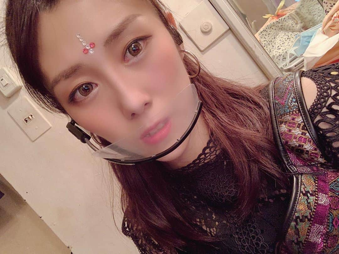 松田実里さんのインスタグラム写真 - (松田実里Instagram)「1週間。﻿ ﻿ 舞台が終わって、﻿ 1週間が経過致しました。﻿ みなさん体調にお変わりありませんでしょうか？ ﻿ ﻿ ありがたき事に松田は元気にしております。﻿ ﻿ ﻿ 改めまして、﻿ イルカ団﻿ GRAND GUIGNOL “La Machine” ﻿ ご来場くださった皆さま、﻿ 誠にありがとうございました💓﻿ ﻿ そして、応援してくださった皆さま心より感謝申し上げます。﻿ ﻿ 新しい環境を受け入れて、﻿ 順応しつつも、﻿ 沢山の方にお届けできないこと一番残念であります。﻿ ﻿ 作・演の小林さんからは、﻿ 「実里じゃなきゃできなかった役」﻿ とお言葉をいただき、﻿ 小林さんはじめ、この作品と役に出会わせてくださり、作り上げてくださった全ての方に少し時間が経った今もなお感謝の気持ちは溢れております。﻿ ﻿ 今考えてみれば、﻿ ドルガという役は、﻿ 今までの積み重ねで溢れているような役で。さらに新しい発見や感覚を頂きました。﻿ ﻿ ﻿ みなさんがお元気でいらっしゃる事を願い。あともう1週間体調を気にしつつ。﻿ 毎日励みます。﻿ ﻿ ﻿ #イルカ団 #ましーん #舞台﻿ #新宿シアターブラッツ﻿ #Japan #trip #photography﻿ #Instagram #instagood #instalike ﻿ #love #photo #fashion #F4F ﻿ #フォロミー #팔로우 #셀카 #일상 #松田実里 #舞台﻿ #カフェ巡り #おしゃれ #お洒落 #撮影 ﻿ #撮影モデル #フォトジェニック #旅行」9月7日 13時42分 - misato_matsuda